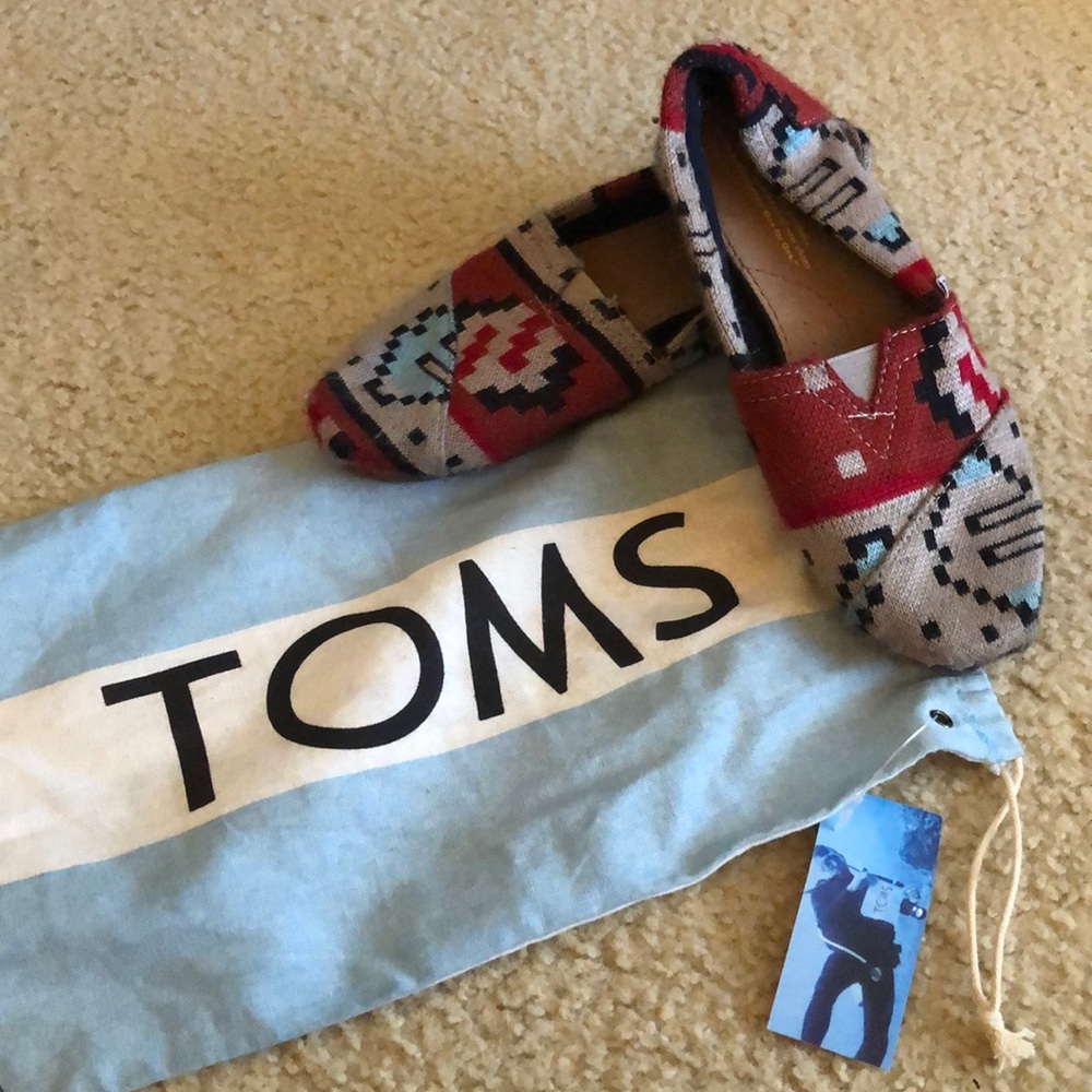Geometric Toms